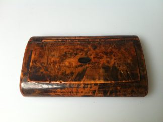1830 Burr Birch Snuff Box