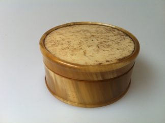 Horn circular 1830 snuff box