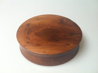 Circa 1830 Antique Yew wood Table snuff box