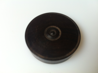 Lignum seal box with seal impression