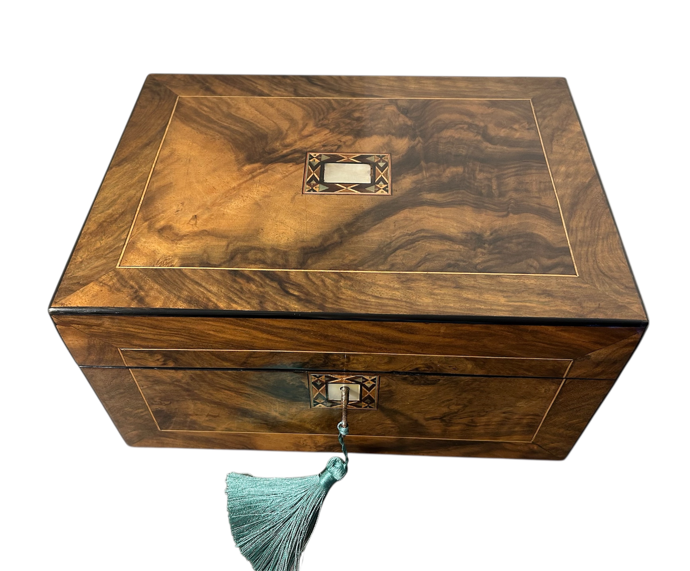 Photoroom_20251203_181143